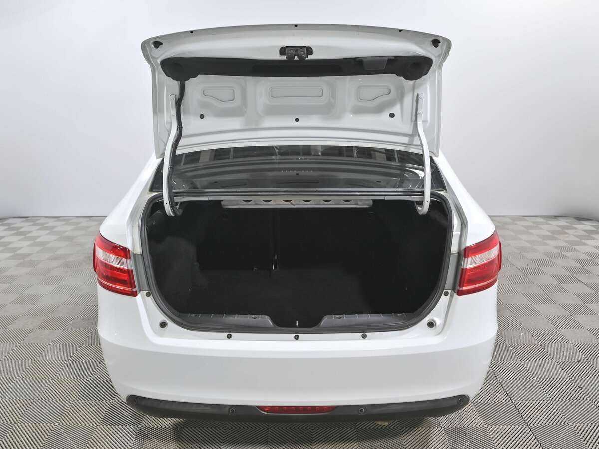 Lada (ВАЗ) Vesta с пробегом — 2018 год. Фото: #15