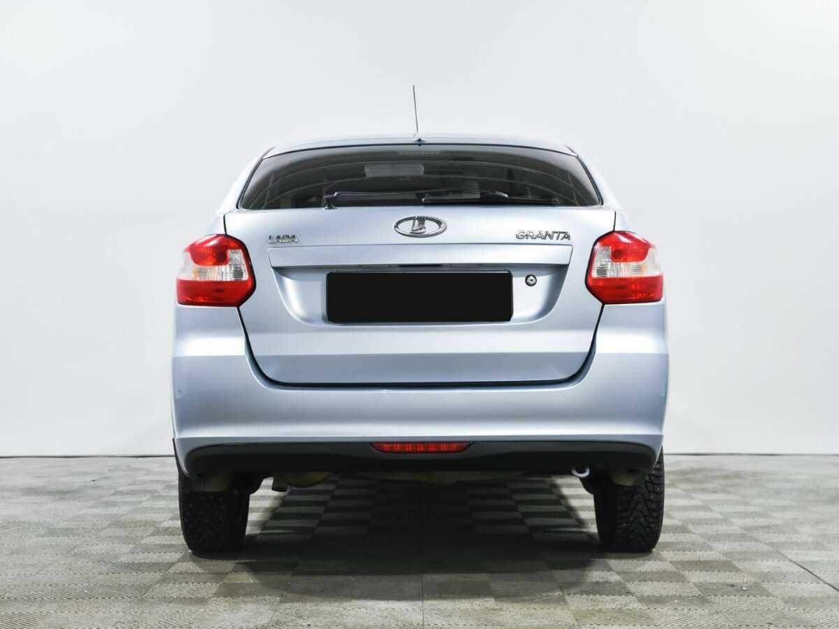 Lada (ВАЗ) Granta с пробегом — 2015 год. Фото: #4