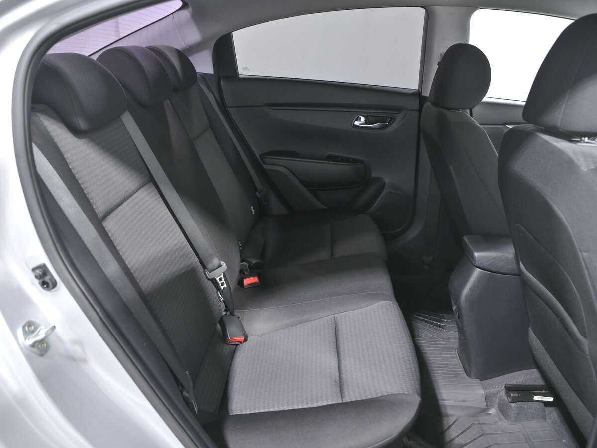 Kia Rio с пробегом — 2020 год. Фото: #17