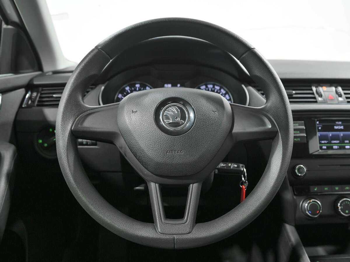 Skoda Octavia с пробегом — 2016 год. Фото: #8