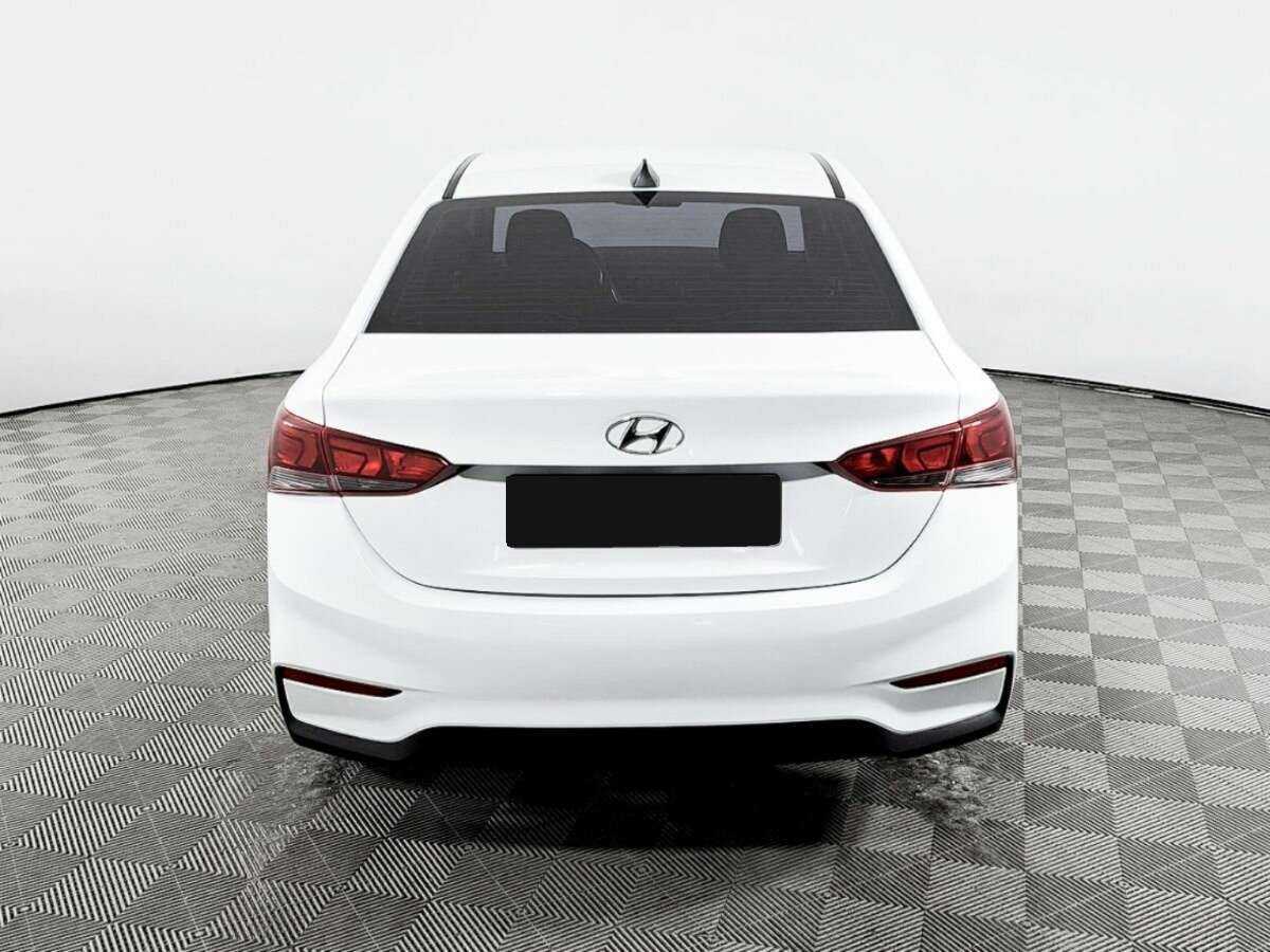 Hyundai Solaris с пробегом — 2017 год. Фото: #5