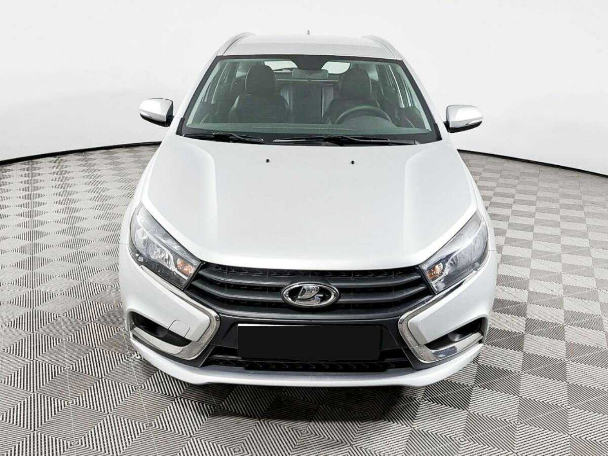 Lada (ВАЗ) Vesta с пробегом — 2019 год. Фото: #1