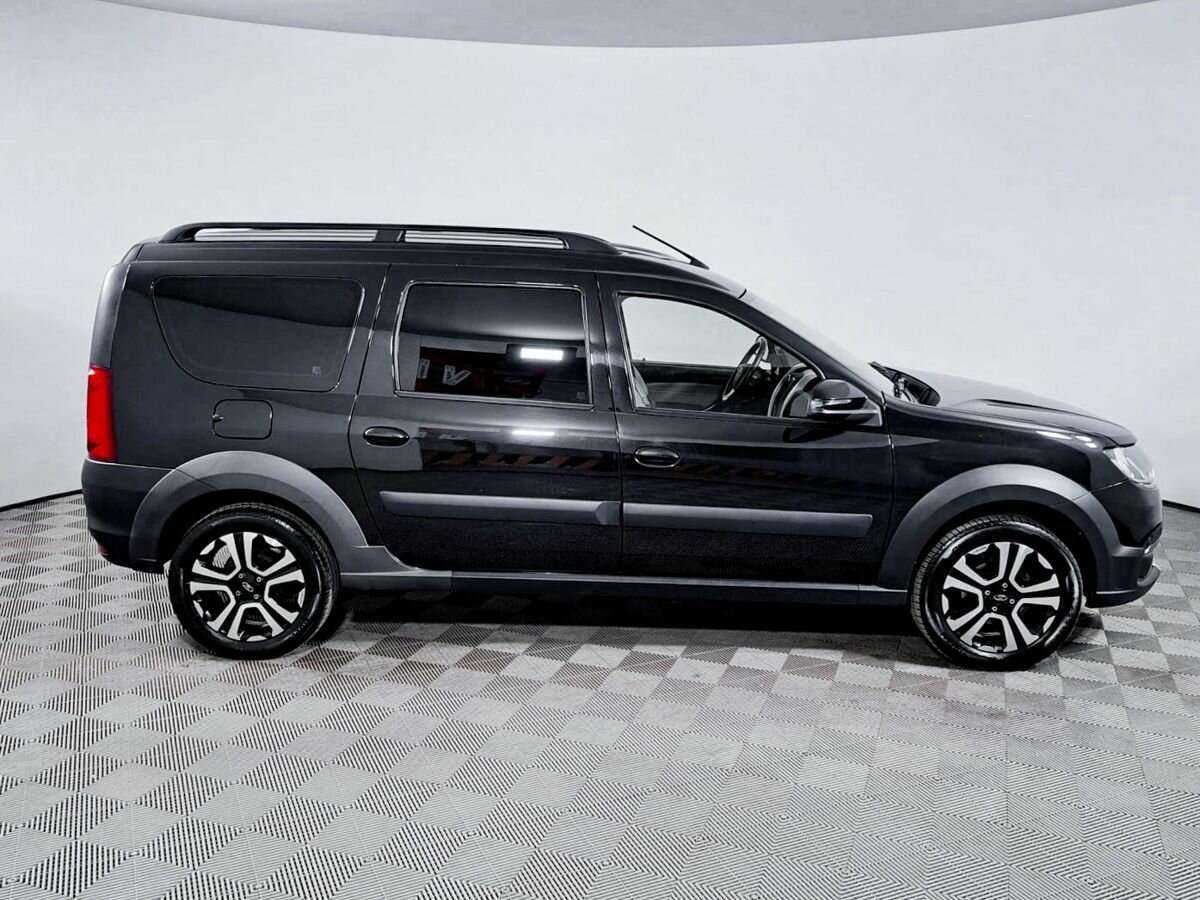 Lada (ВАЗ) Largus с пробегом — 2021 год. Фото: #3