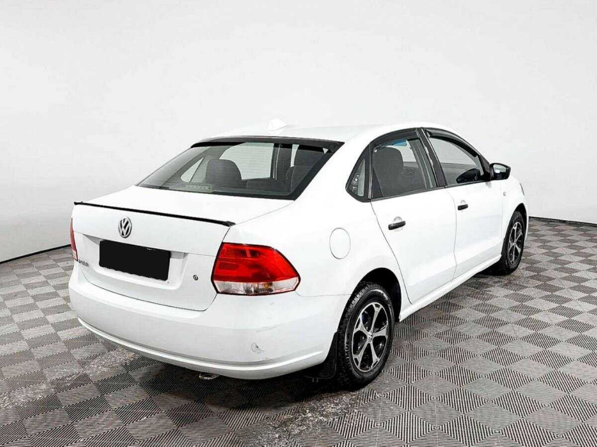 Volkswagen Polo с пробегом — 2014 год. Фото: #3