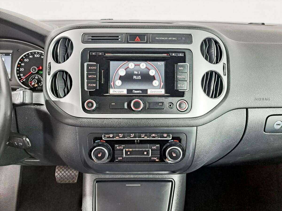 Volkswagen Tiguan с пробегом — 2013 год. Фото: #12