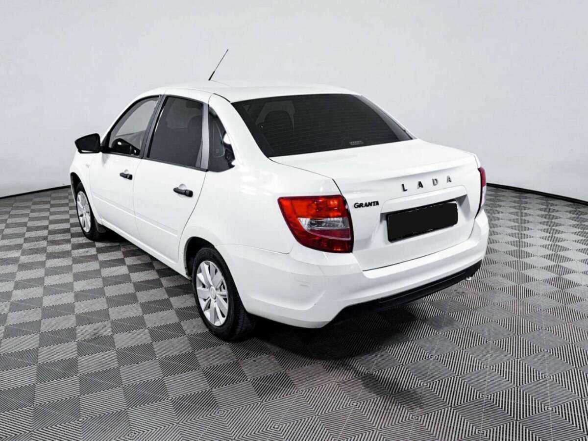 Lada (ВАЗ) Granta с пробегом — 2018 год. Фото: #6