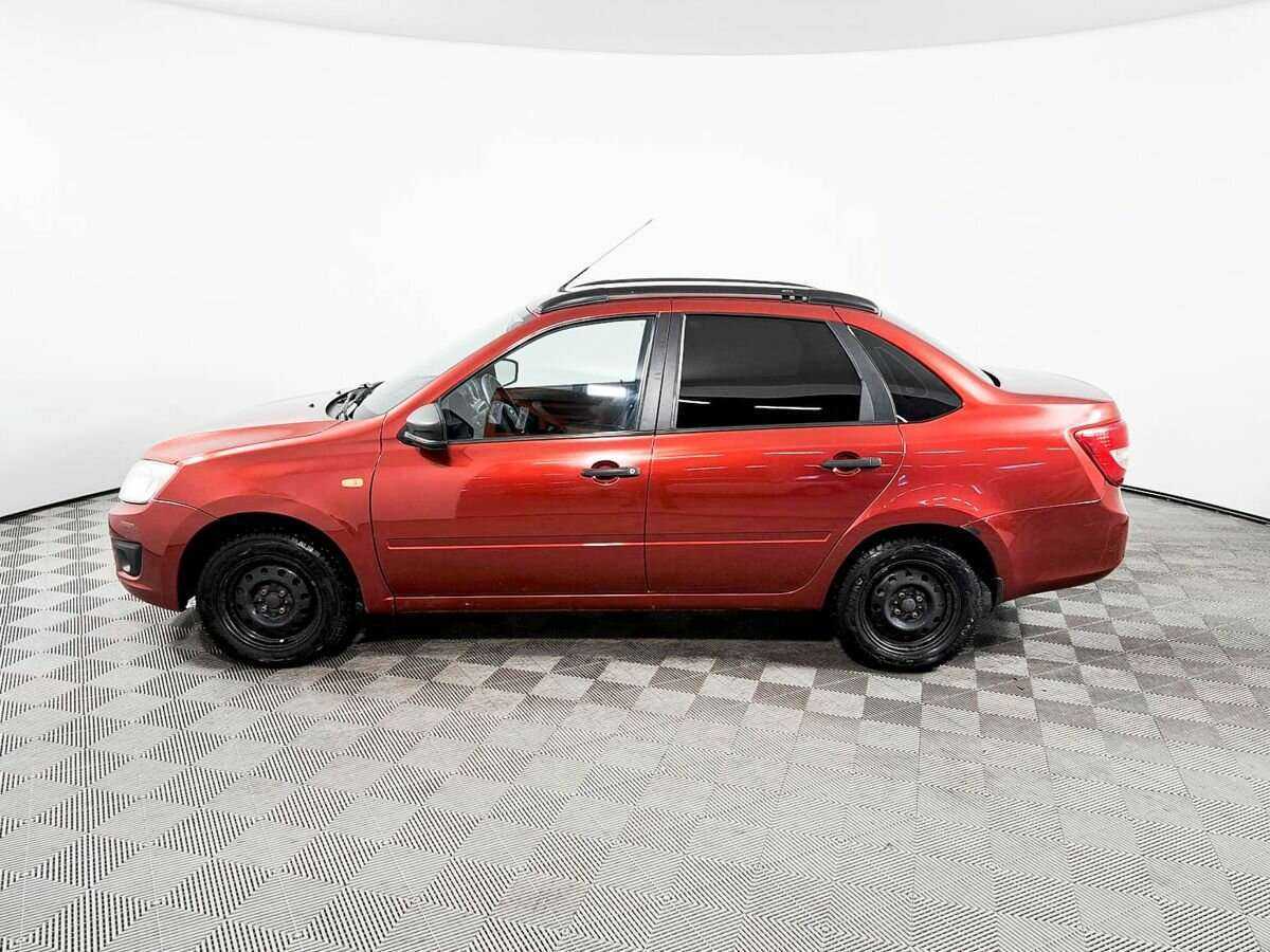 Lada (ВАЗ) Granta с пробегом — 2016 год. Фото: #7