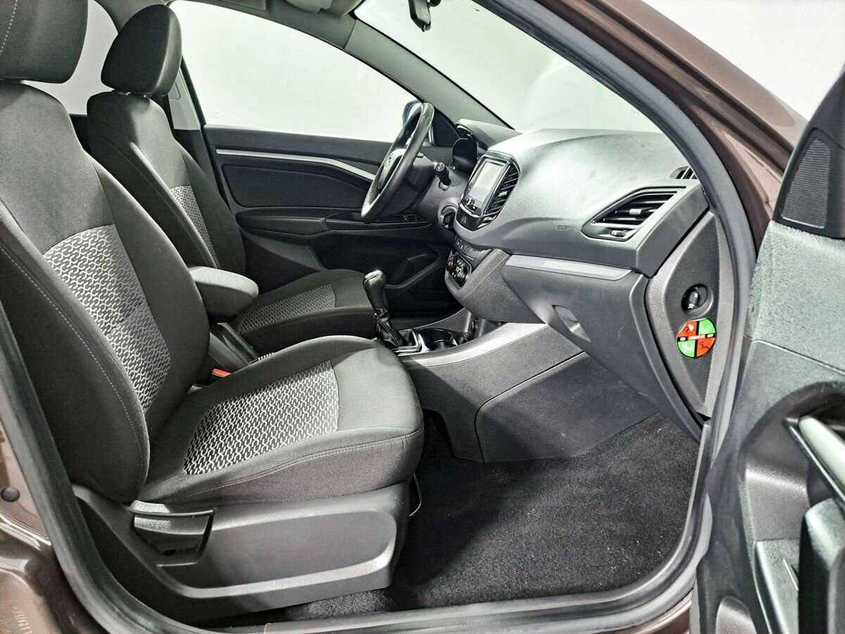 Lada (ВАЗ) Vesta с пробегом — 2018 год. Фото: #9