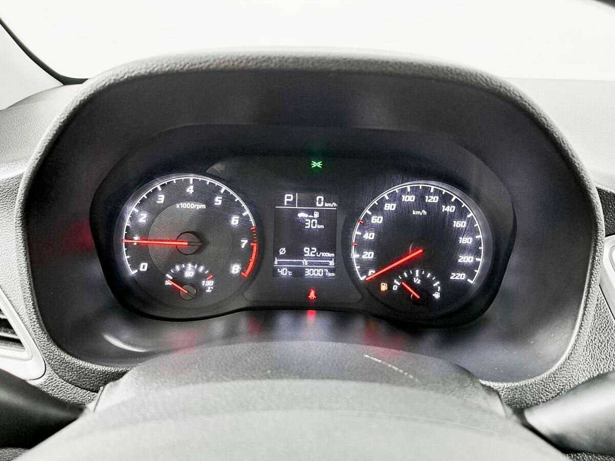 Hyundai Solaris с пробегом — 2021 год. Фото: #10