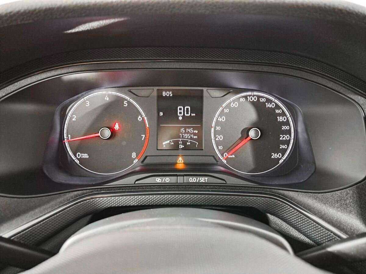 Volkswagen Polo с пробегом — 2021 год. Фото: #10