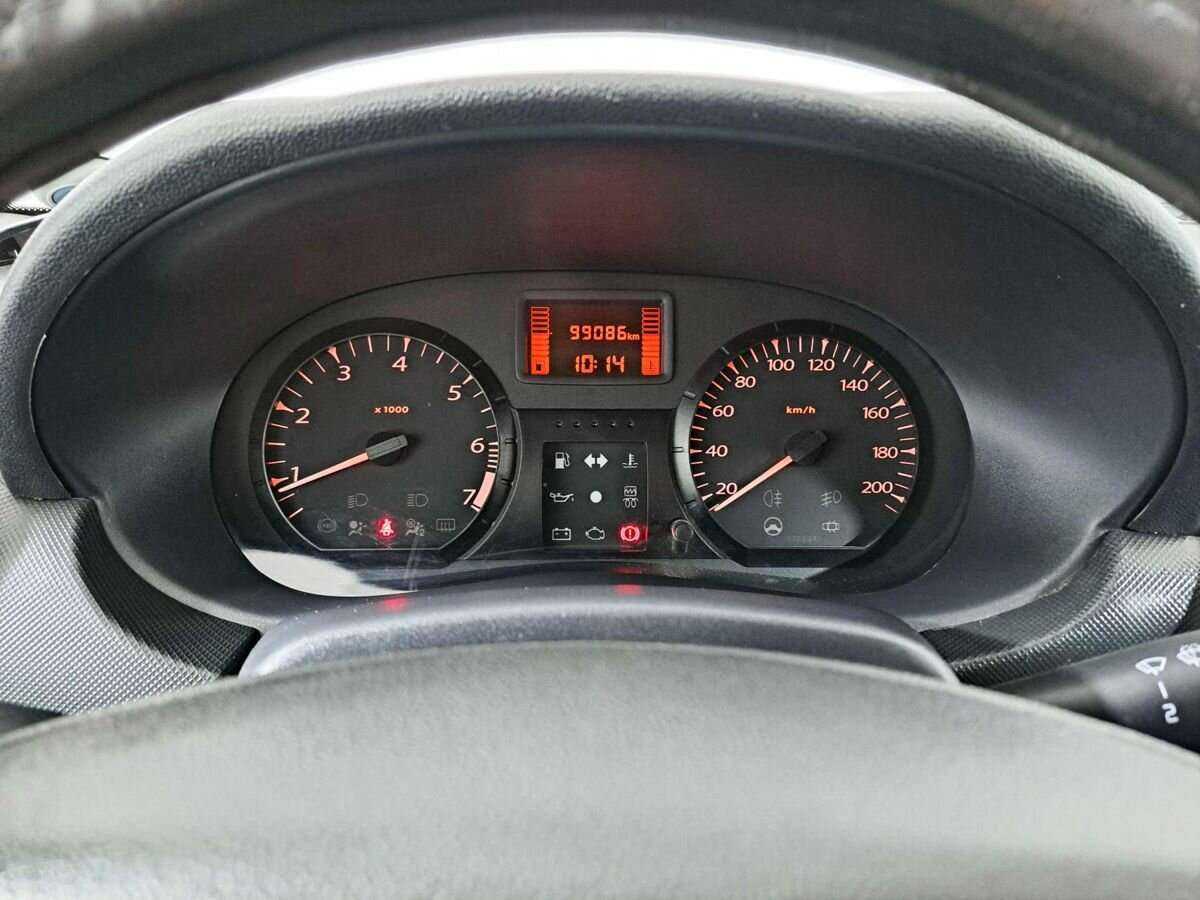 Lada (ВАЗ) Largus с пробегом — 2019 год. Фото: #10