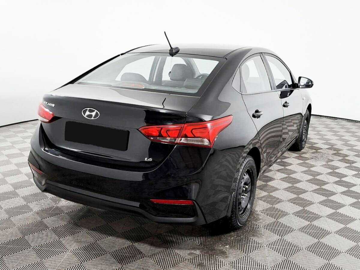 Hyundai Solaris с пробегом — 2018 год. Фото: #4