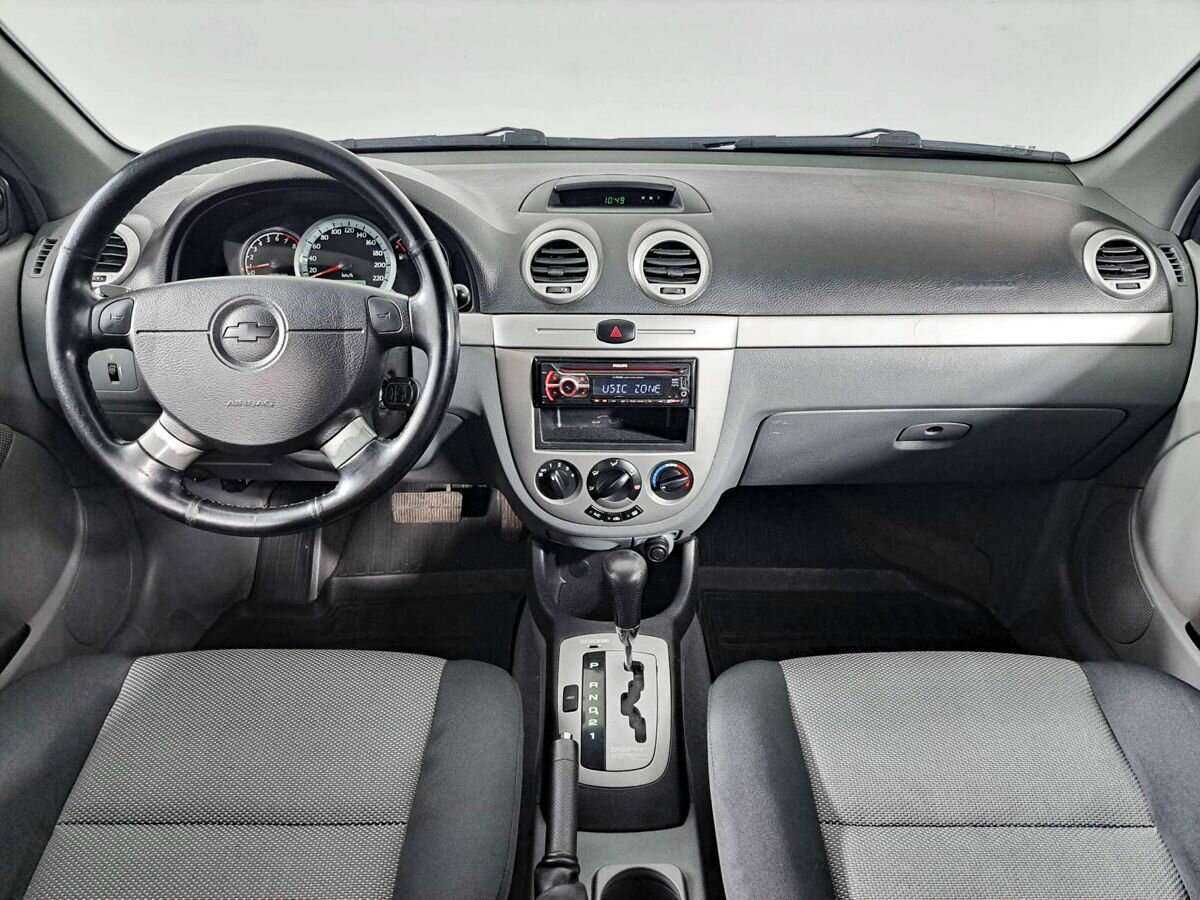 Chevrolet Lacetti с пробегом — 2012 год. Фото: #11