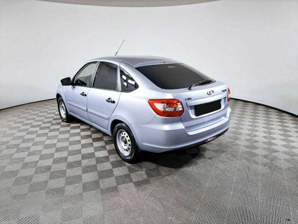 Lada (ВАЗ) Granta с пробегом — 2017 год. Фото: #6