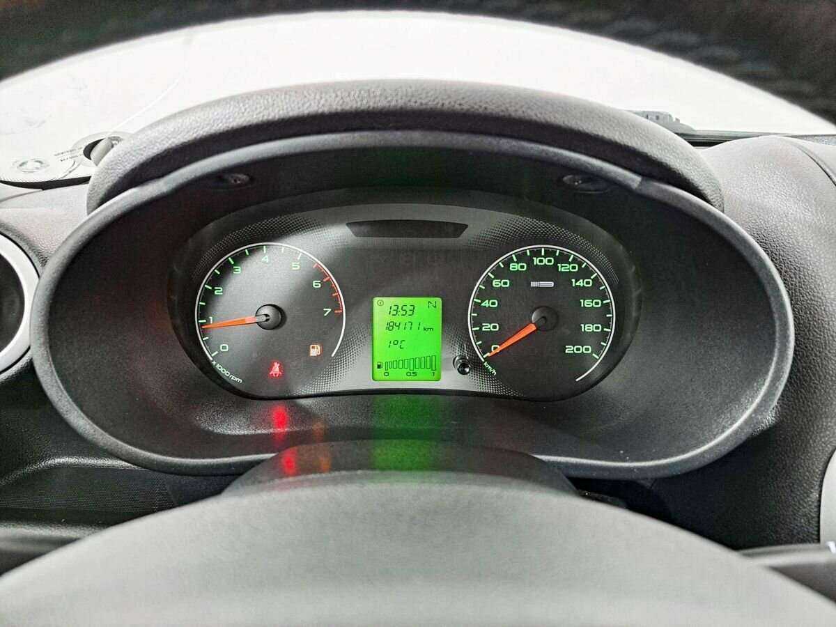 Lada (ВАЗ) Granta с пробегом — 2017 год. Фото: #12