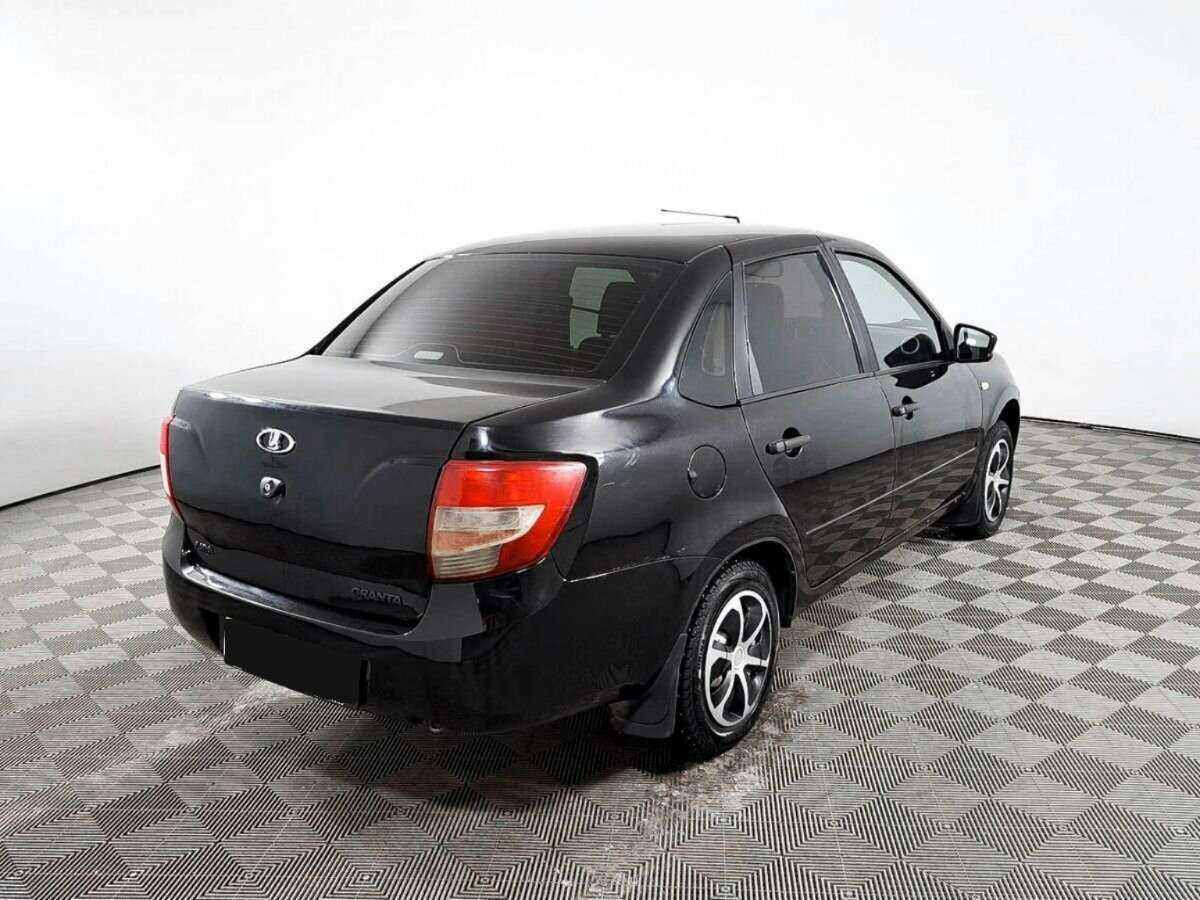 Lada (ВАЗ) Granta с пробегом — 2017 год. Фото: #4