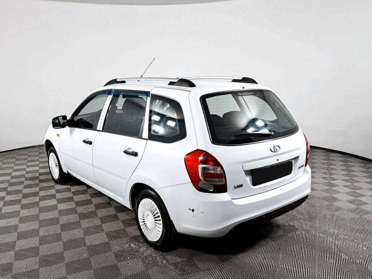 Lada (ВАЗ) Kalina с пробегом — 2014 год. Фото: #5