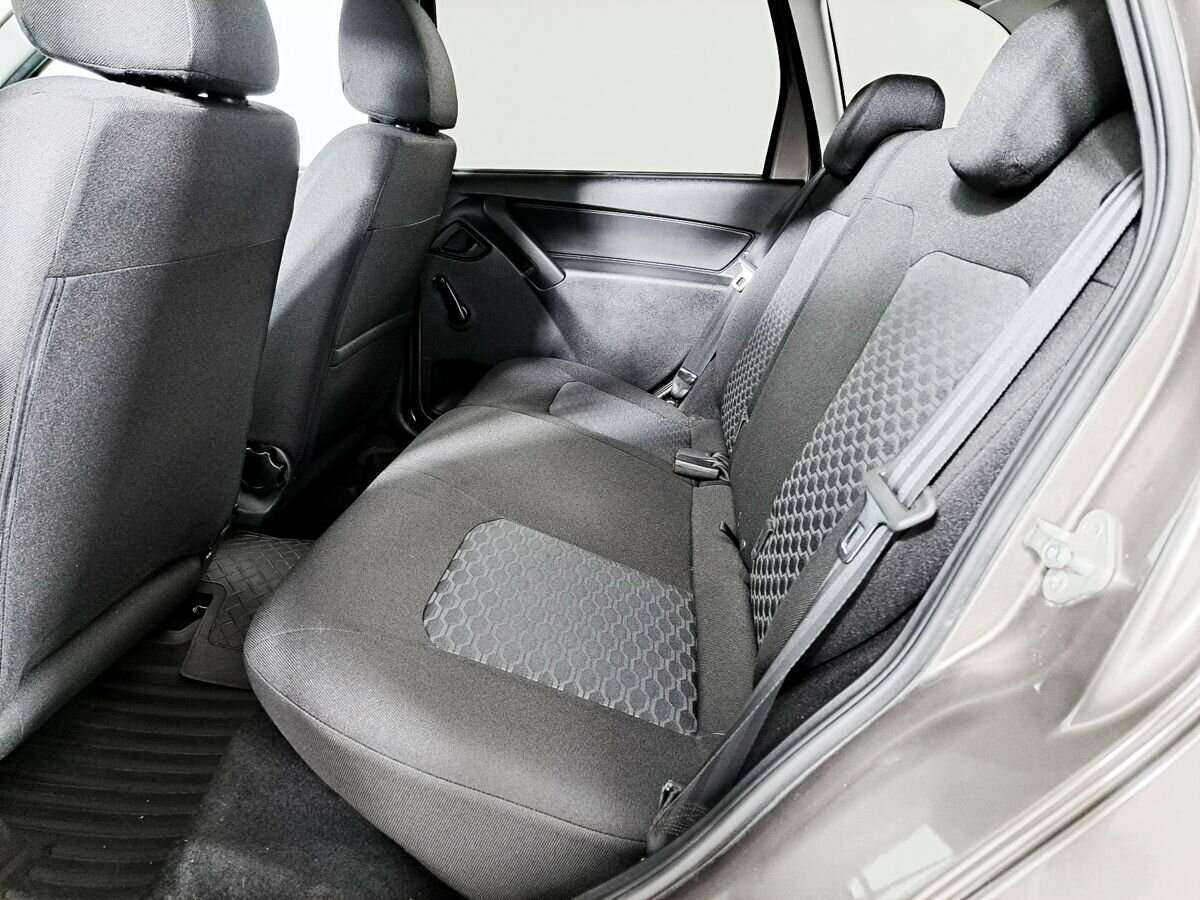 Lada (ВАЗ) Granta с пробегом — 2020 год. Фото: #9