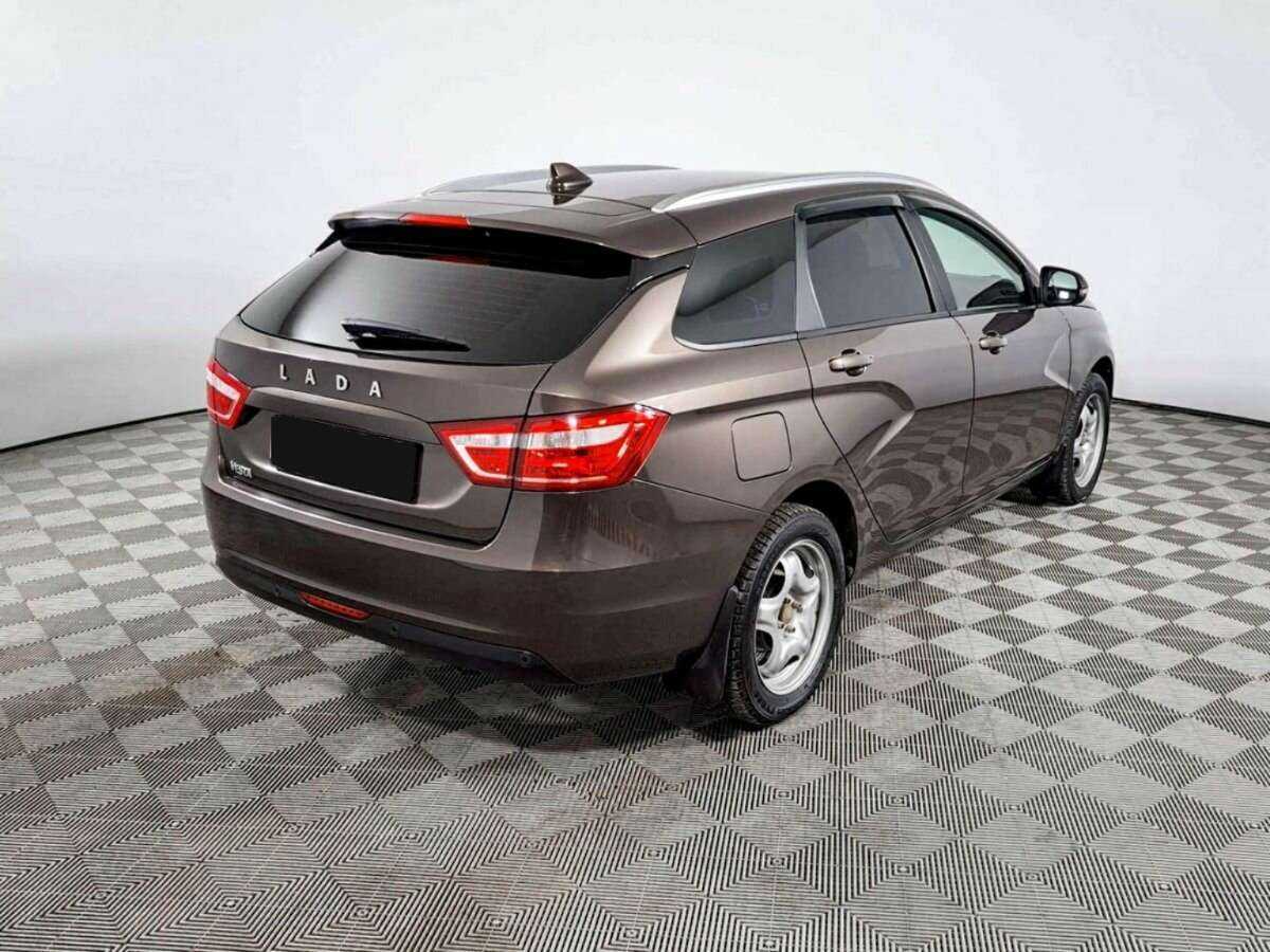 Lada (ВАЗ) Vesta с пробегом — 2020 год. Фото: #3