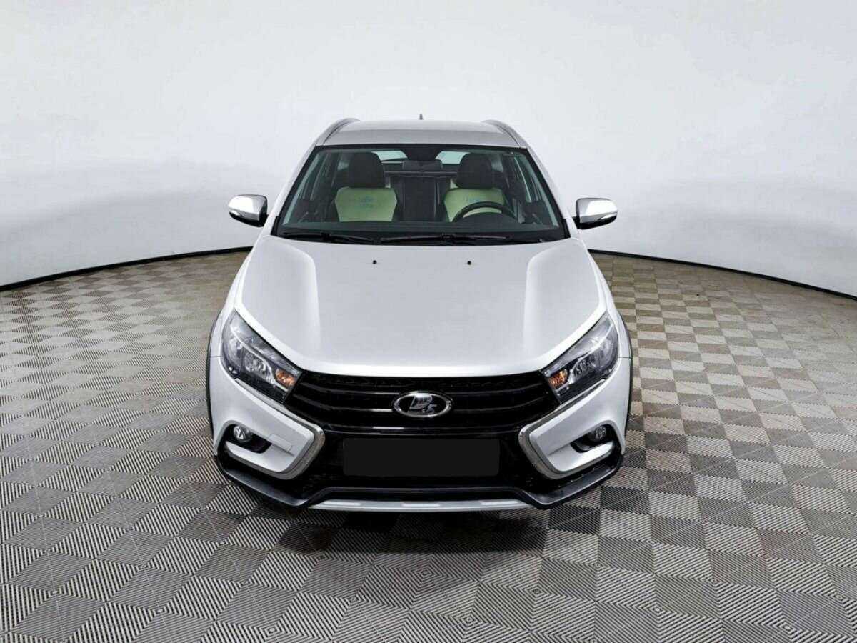 Lada (ВАЗ) Vesta с пробегом — 2020 год. Фото: #1