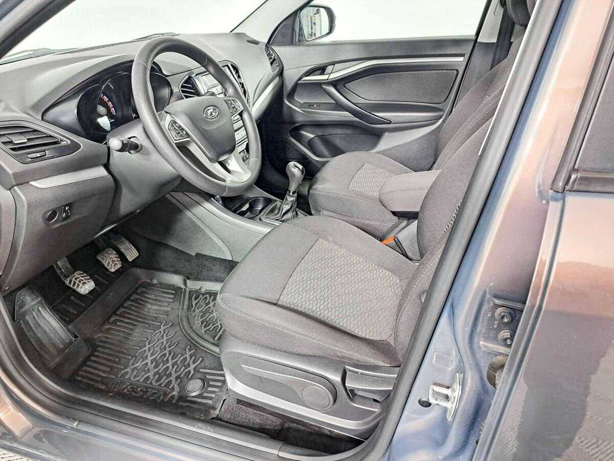 Lada (ВАЗ) Vesta с пробегом — 2019 год. Фото: #13