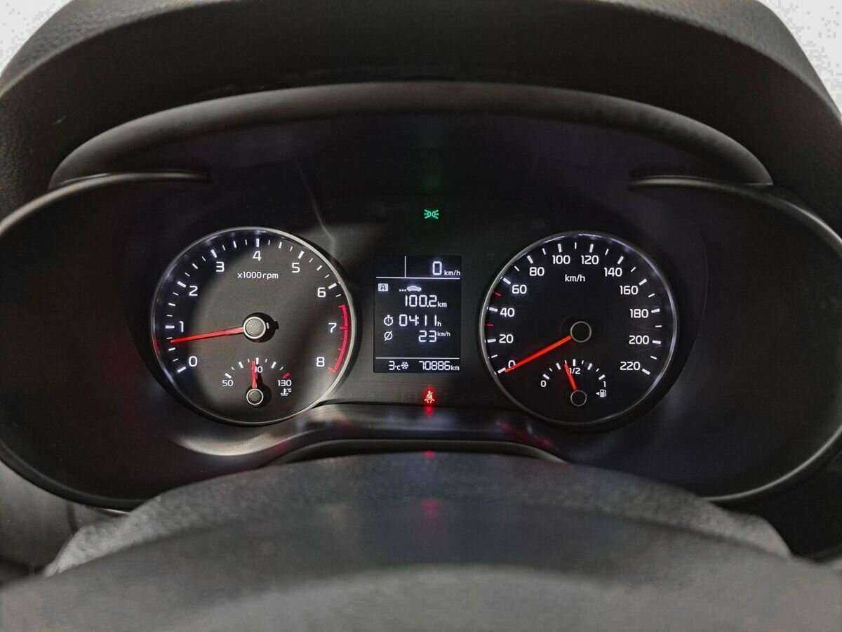 Kia Rio с пробегом — 2019 год. Фото: #9