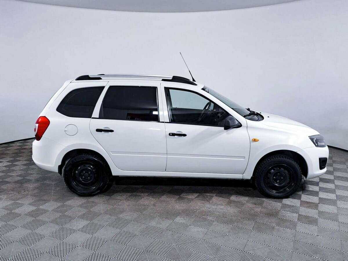 Lada (ВАЗ) Kalina с пробегом — 2013 год. Фото: #3