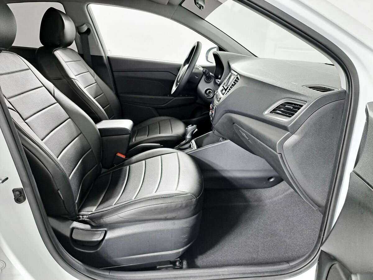 Hyundai Solaris с пробегом — 2019 год. Фото: #8