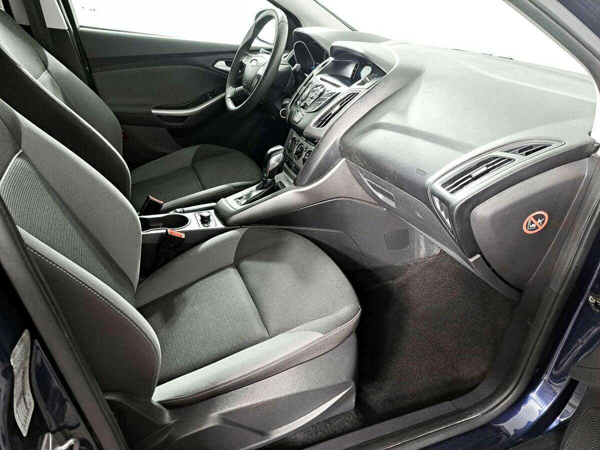 Ford Focus с пробегом — 2013 год. Фото: #10