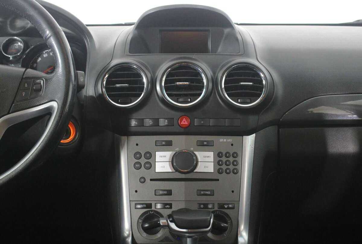 Opel Antara с пробегом — 2013 год. Фото: #10