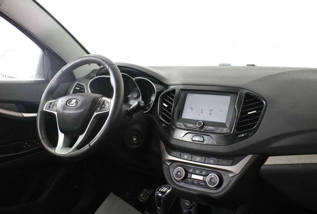 Lada (ВАЗ) Vesta с пробегом — 2020 год. Фото: #6