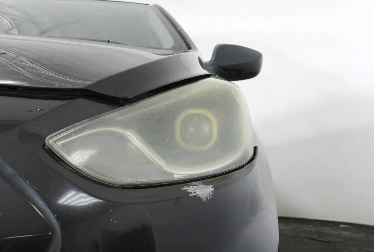 Hyundai Solaris с пробегом — 2013 год. Фото: #13