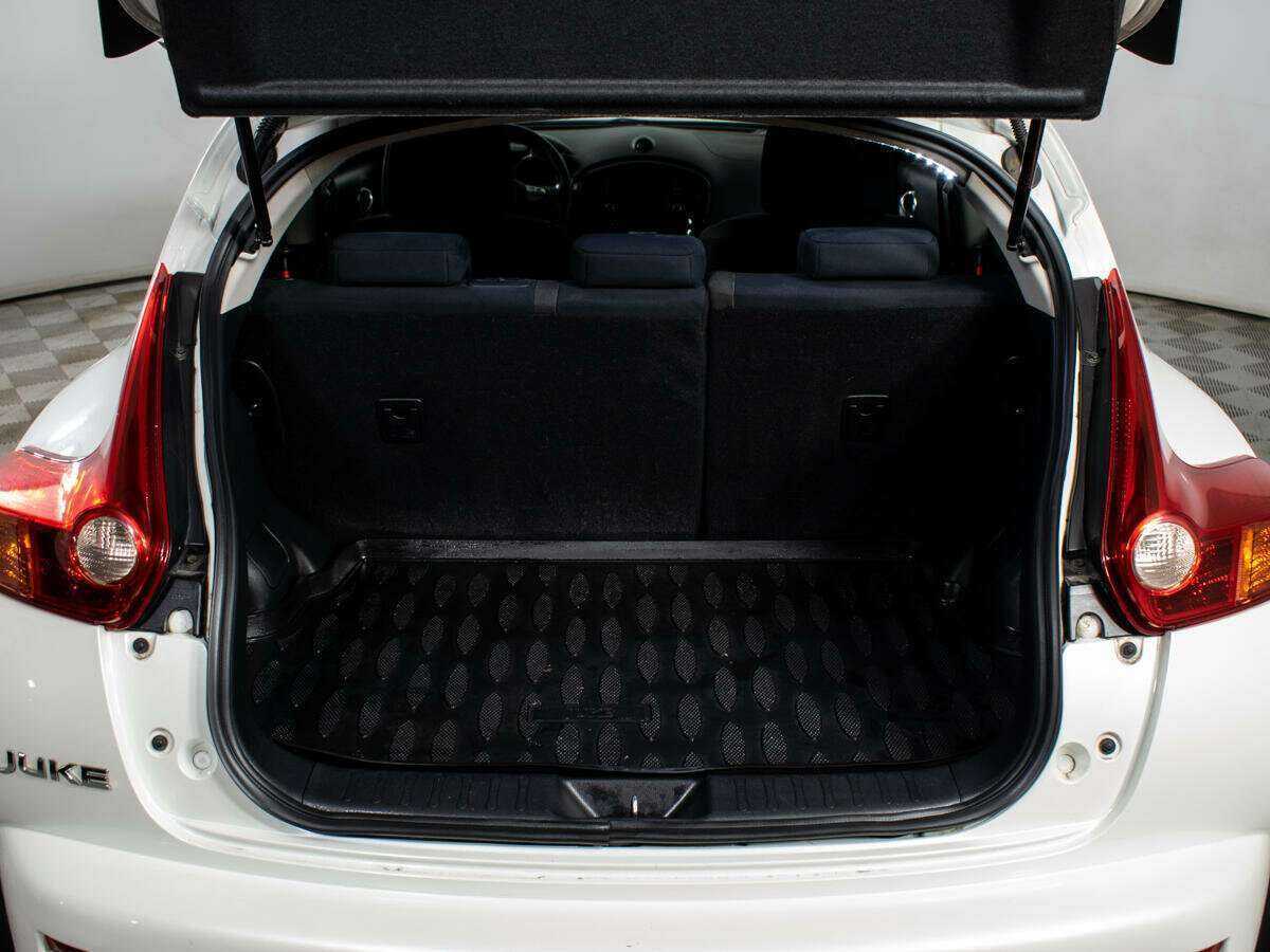 Nissan Juke с пробегом — 2013 год. Фото: #11