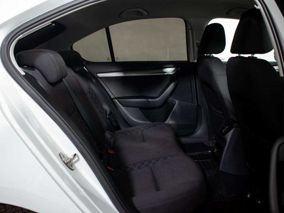 Skoda Octavia с пробегом — 2020 год. Фото: #7