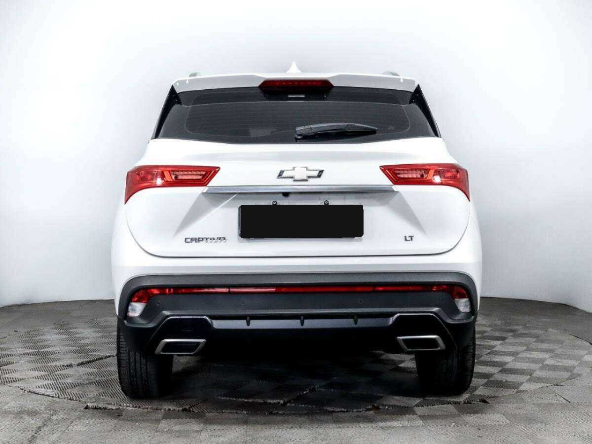 Chevrolet Captiva с пробегом — 2022 год. Фото: #4