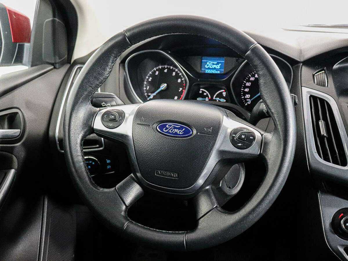 Ford Focus с пробегом — 2012 год. Фото: #11