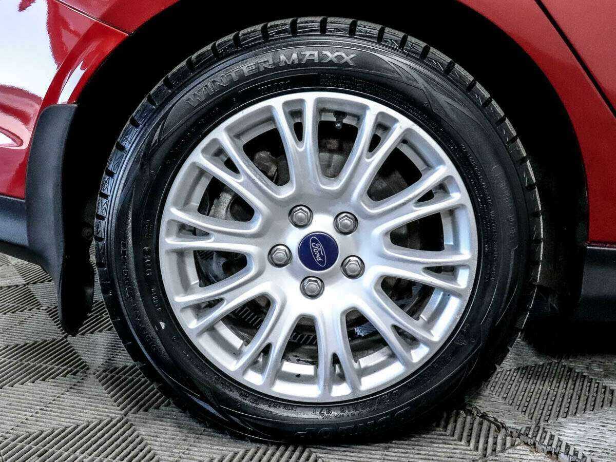 Ford Focus с пробегом — 2012 год. Фото: #12