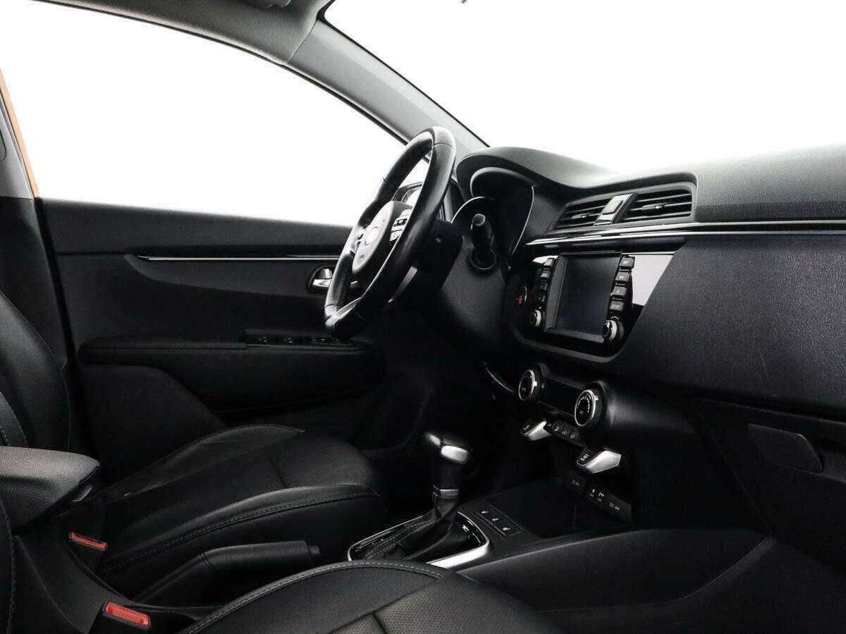 Kia Rio с пробегом — 2019 год. Фото: #6