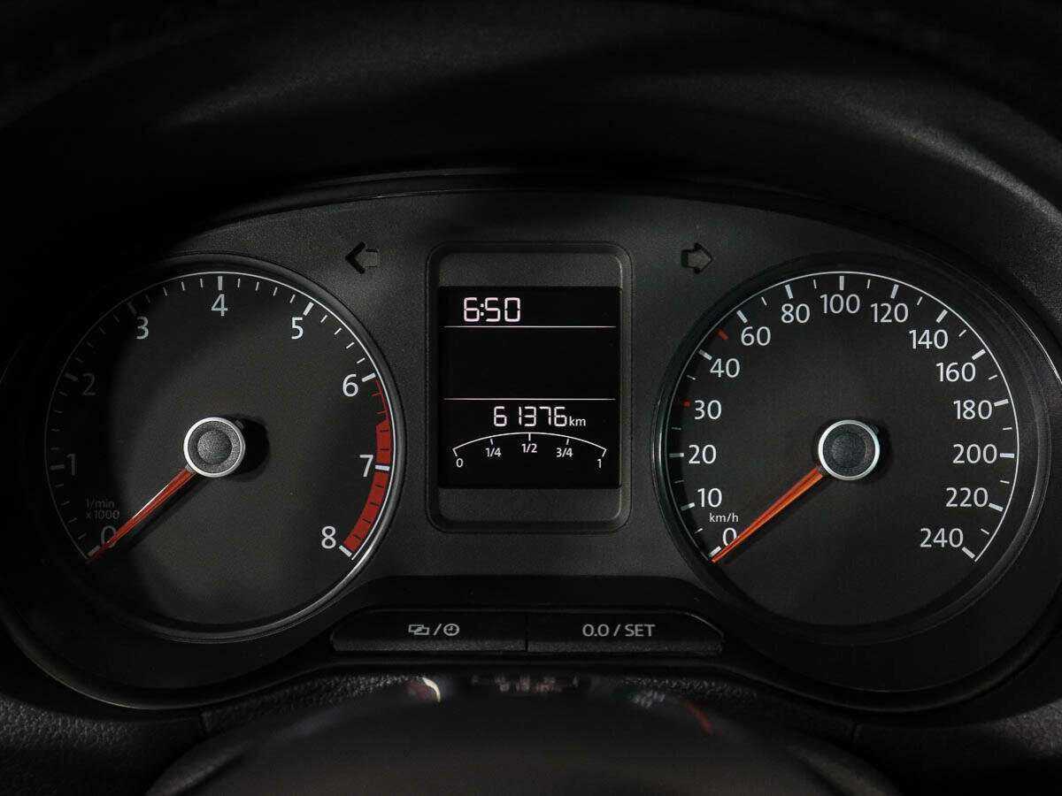 Volkswagen Polo с пробегом — 2020 год. Фото: #8