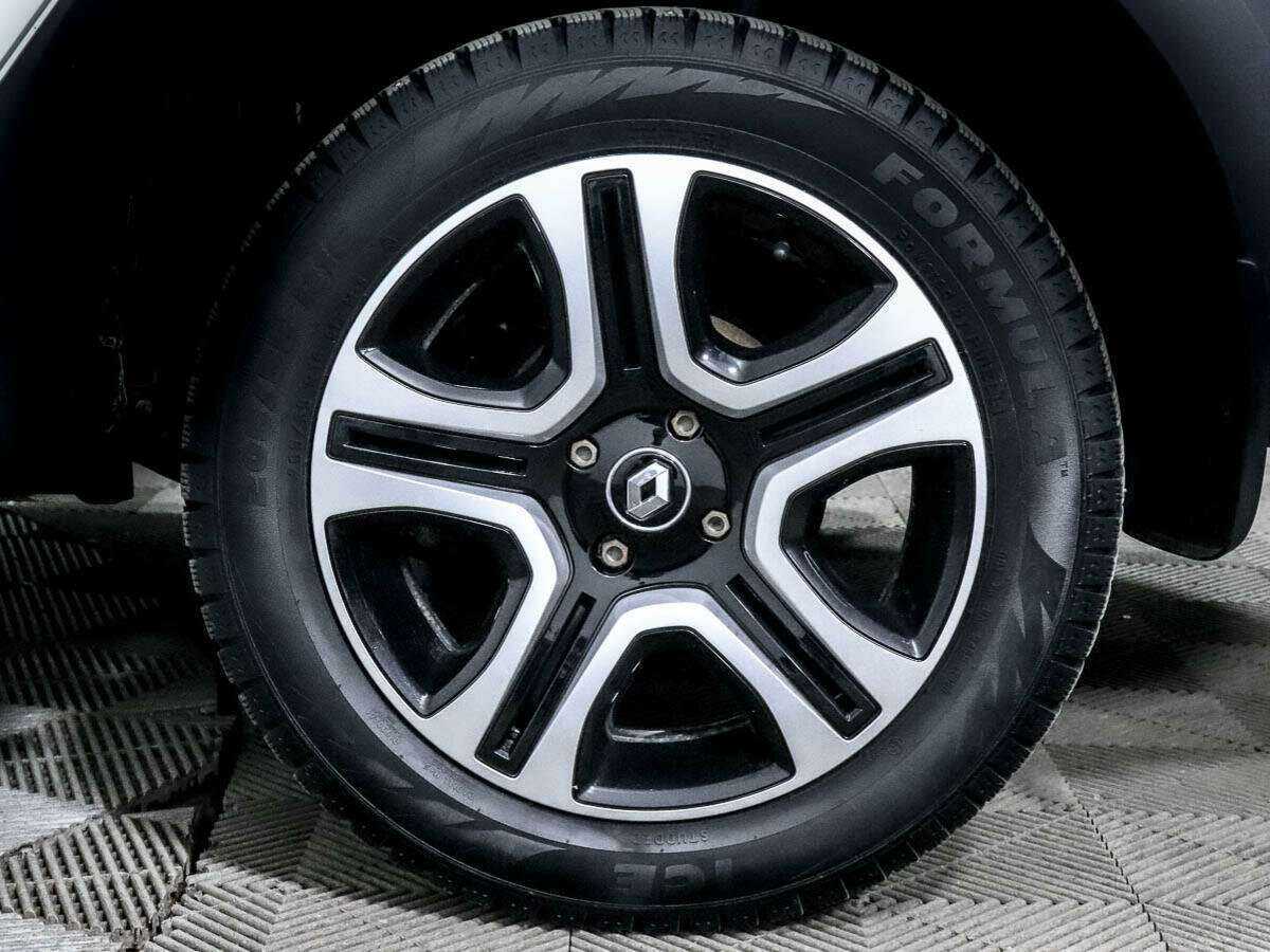 Renault Logan с пробегом — 2020 год. Фото: #12