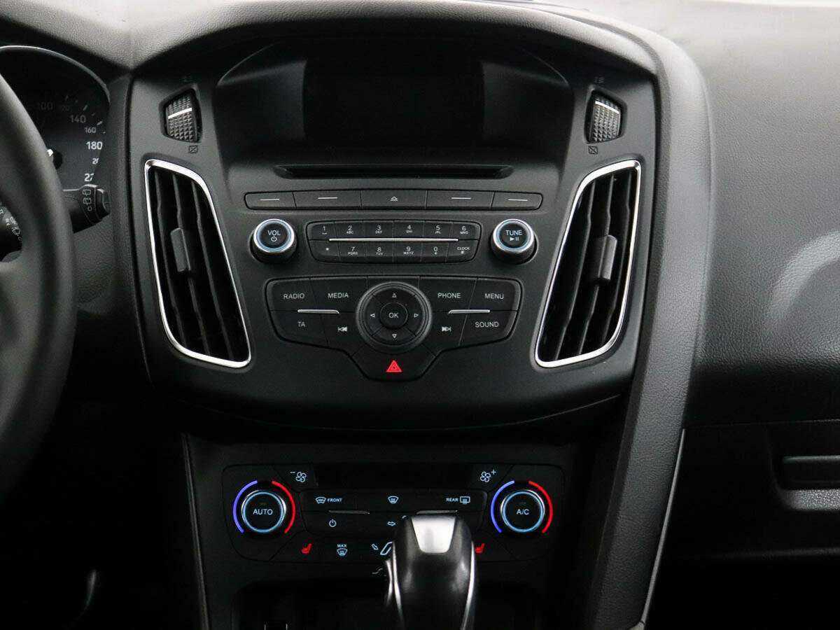 Ford Focus с пробегом — 2017 год. Фото: #11