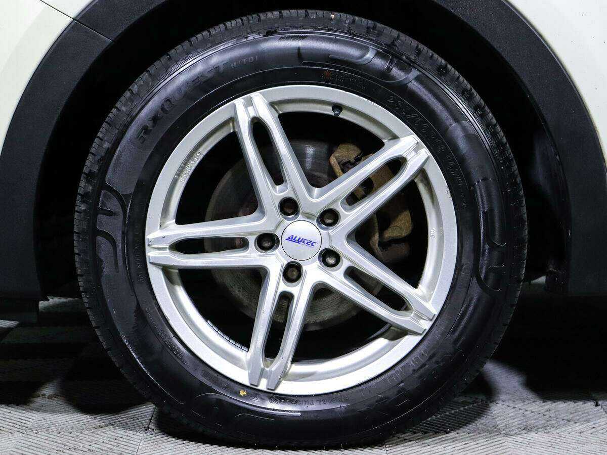 Hyundai Santa Fe с пробегом — 2013 год. Фото: #21