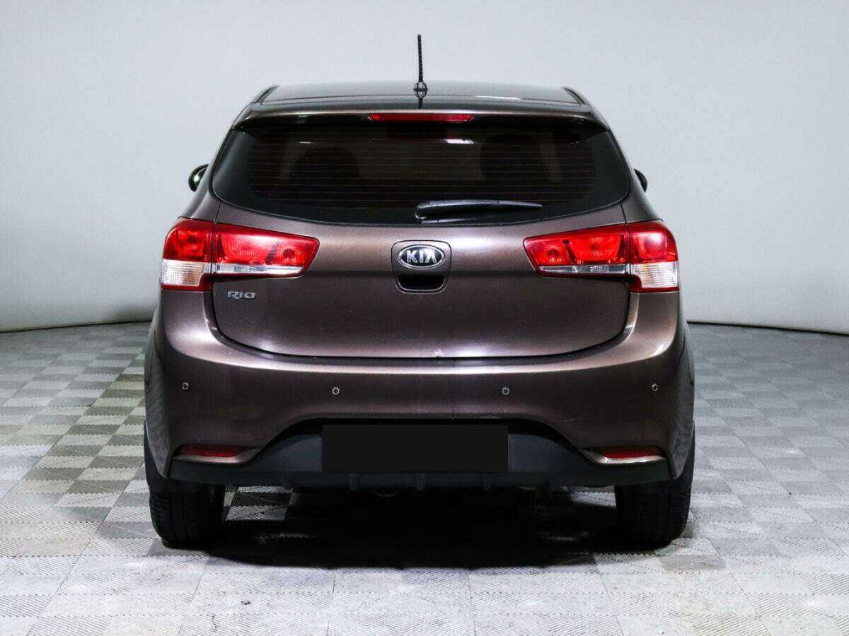 Kia Rio с пробегом — 2016 год. Фото: #4