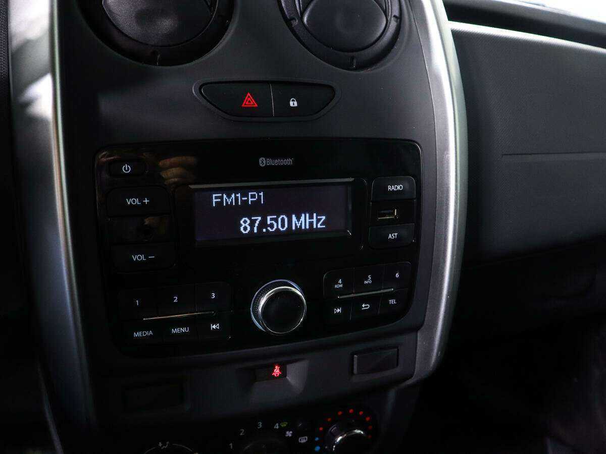 Lada (ВАЗ) Largus с пробегом — 2021 год. Фото: #11