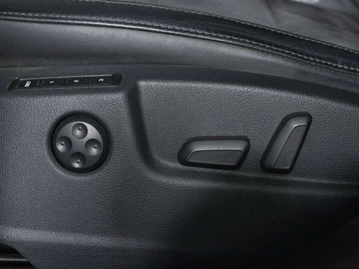 Skoda Superb с пробегом — 2013 год. Фото: #17