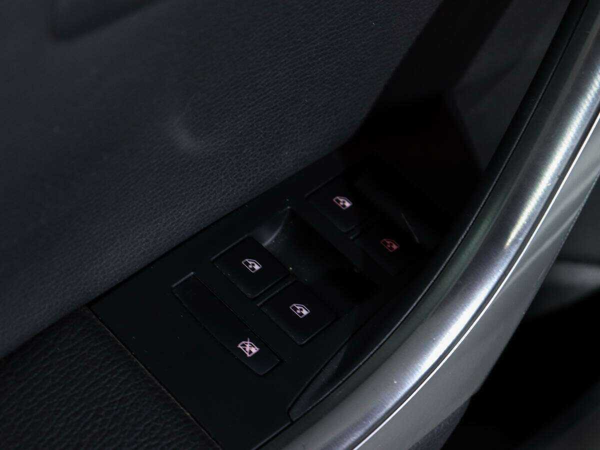 Opel Astra с пробегом — 2012 год. Фото: #14