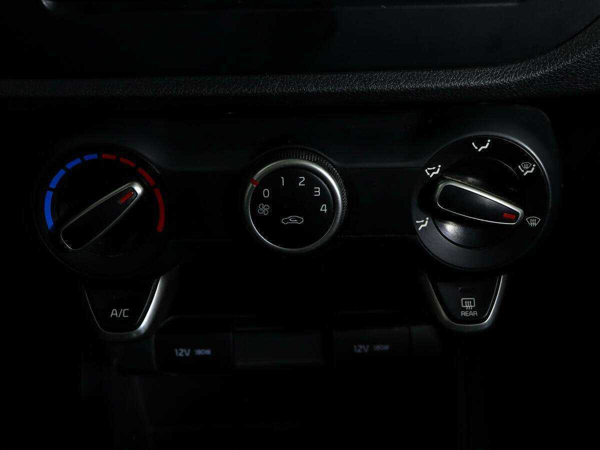 Kia Rio с пробегом — 2017 год. Фото: #14