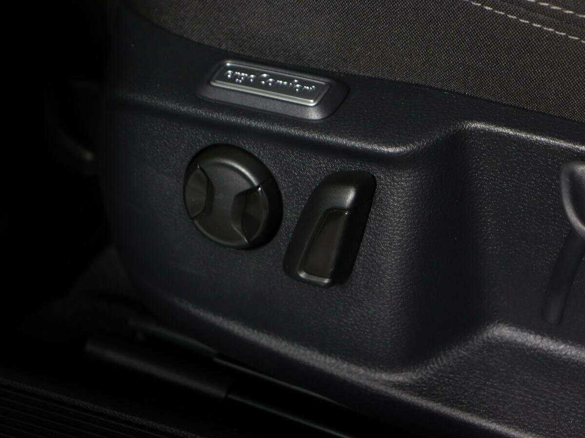 Volkswagen Passat с пробегом — 2015 год. Фото: #15