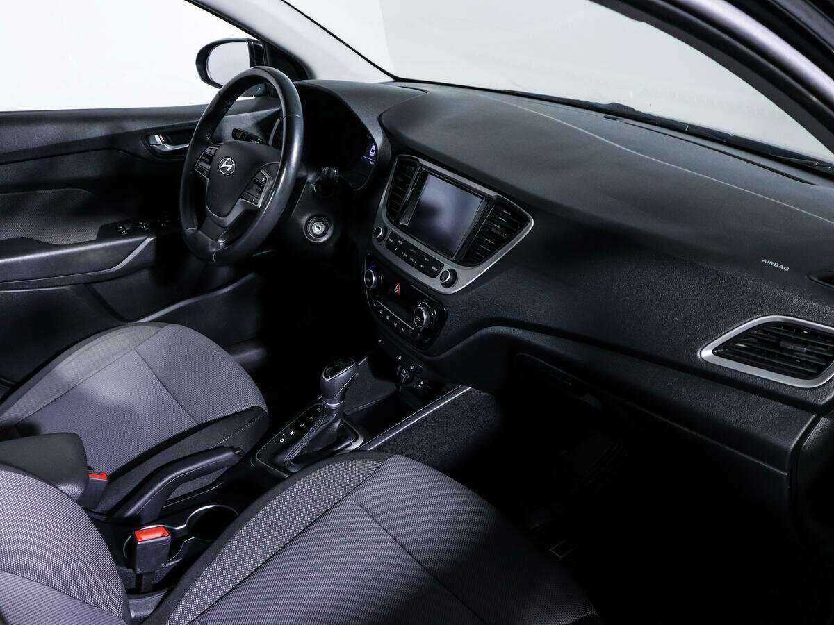 Hyundai Solaris с пробегом — 2018 год. Фото: #6