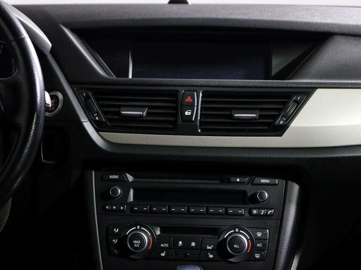 BMW X1 с пробегом — 2014 год. Фото: #10